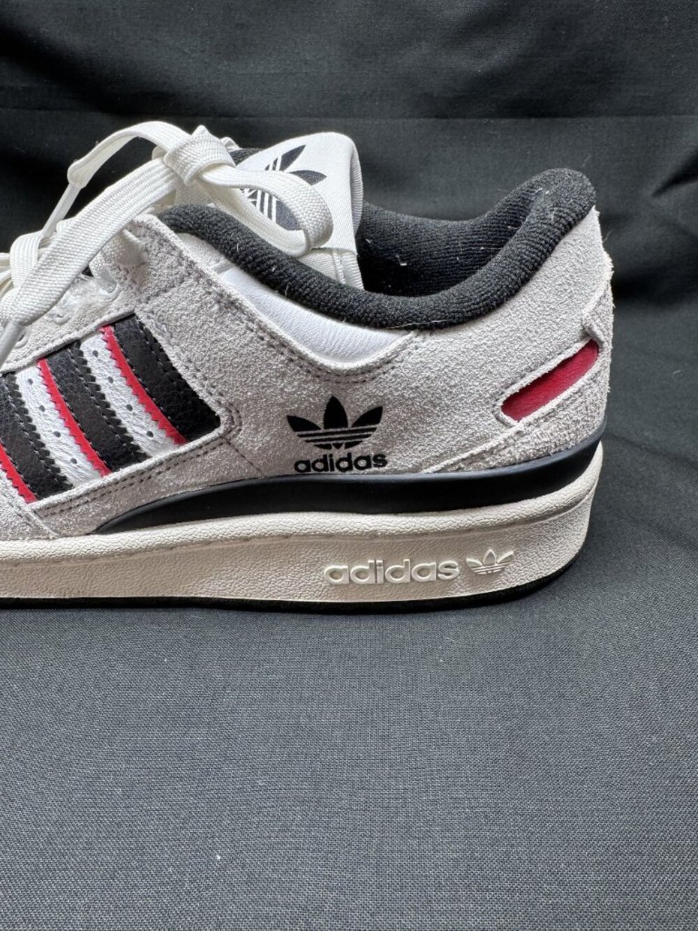 Adidas Forum Low CL JP6094 Mens Size 7 white Black and Red Sneakers - Picture 8 of 9